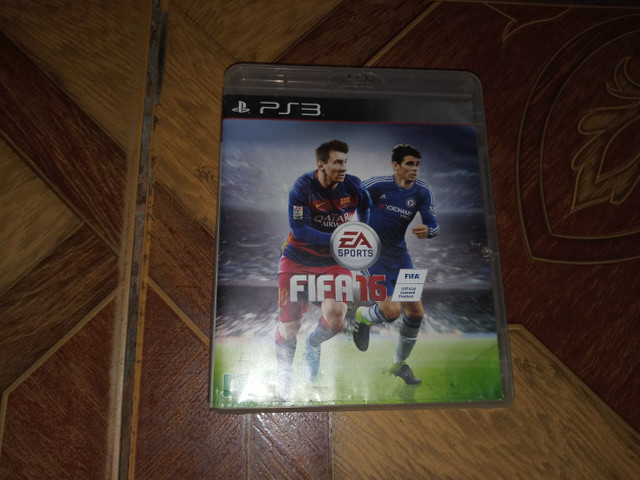 Troco esses 4 jogos originais de PS3. - Foto 2