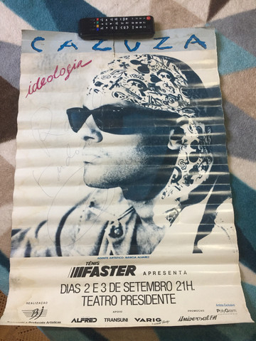 Pôster autografado pelo Cazuza
