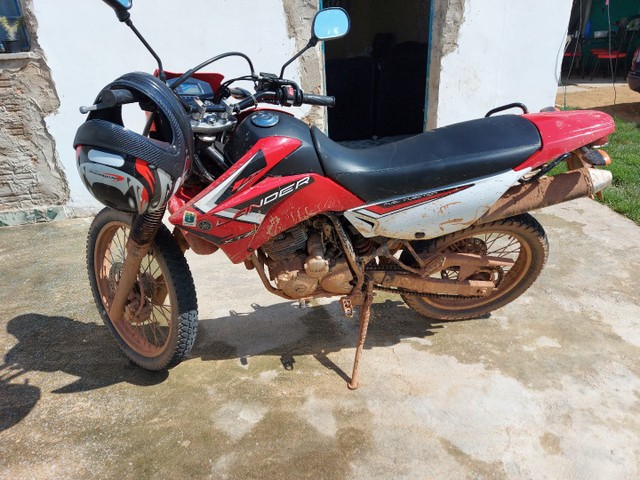VENDE-SE MOTO LANDER 2013