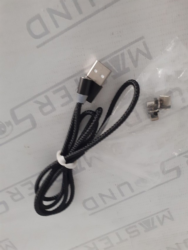 Cabo de dados usb. 3X1 magnético. Lightning  tipo c, e micro. Novo. - Foto 2