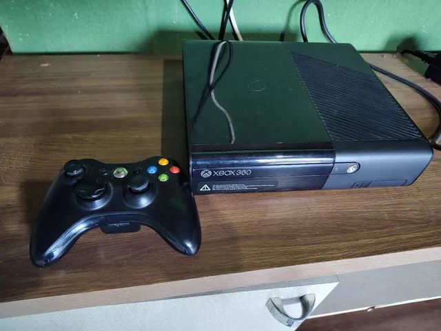 Xbox 360 Bloqueado com 1 controle e 3 jogos *Loja Física* - Videogames -  Bairro Santa Rita, Goiânia 1216790049