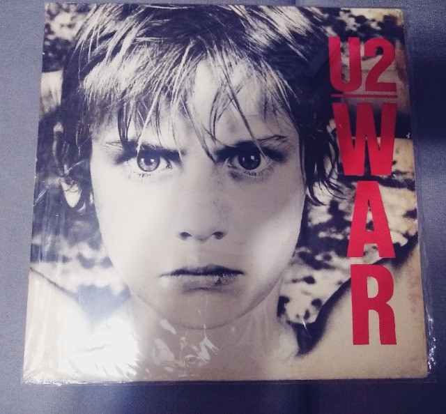 Lp U2 - War em bom estado