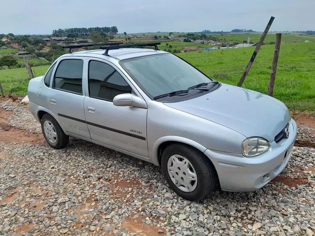 Comprar Sedan Chevrolet Corsa Sedan 1.0 4P Classic Life Prata 2010 em  Sorocaba-SP