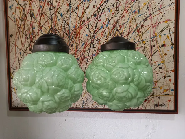 Antigo Lustre Em Opalina