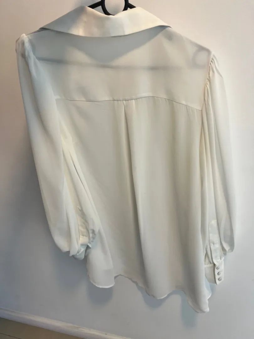 Blusa branca Lenita - Foto 2