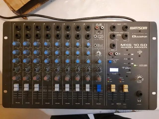  Mesa de Som Ciclotron Wattsom MXS 10 SD - USB (seminova)