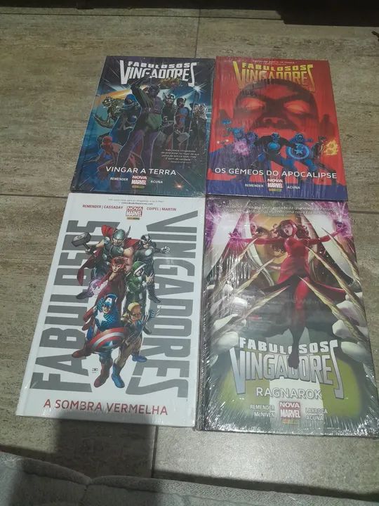 Coleção fabulosos vingadores 4 volumes