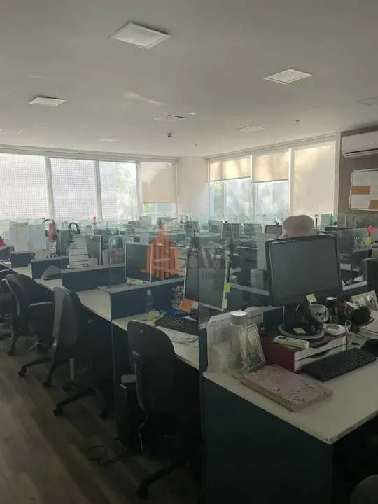 Salas Comerciais para Locação no Tatuapé com 146m²