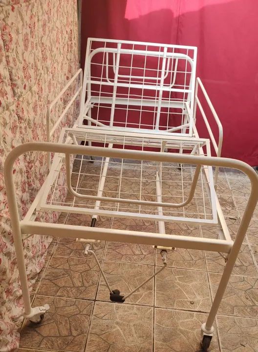 Cama Hospitalar Articulada - Usada - Ótimo Estado R$ 1.300,00 contato * whatsapp  - Foto 4