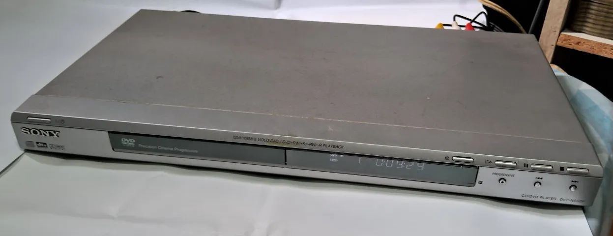 Vendo CD/DVD Player Sony Usado - Foto 2