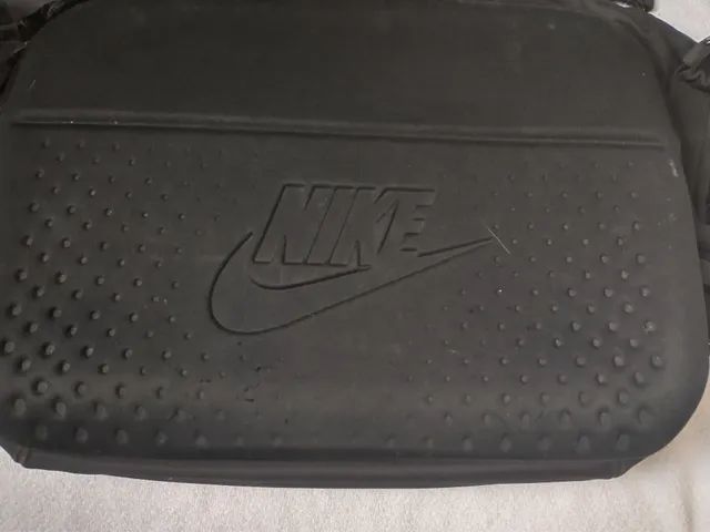 Bolsa Nike naylon emborrachada alça parte de couro  - Foto 2