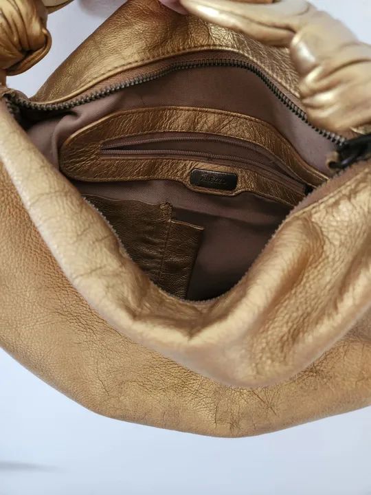 Bolsa de Ombro Dourada de Couro - Foto 2