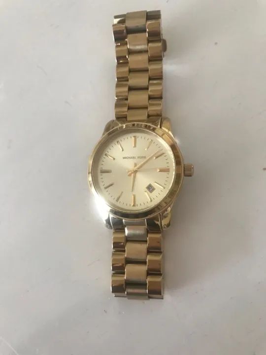 Relógio Michael Kors dourado feminino - Foto 2