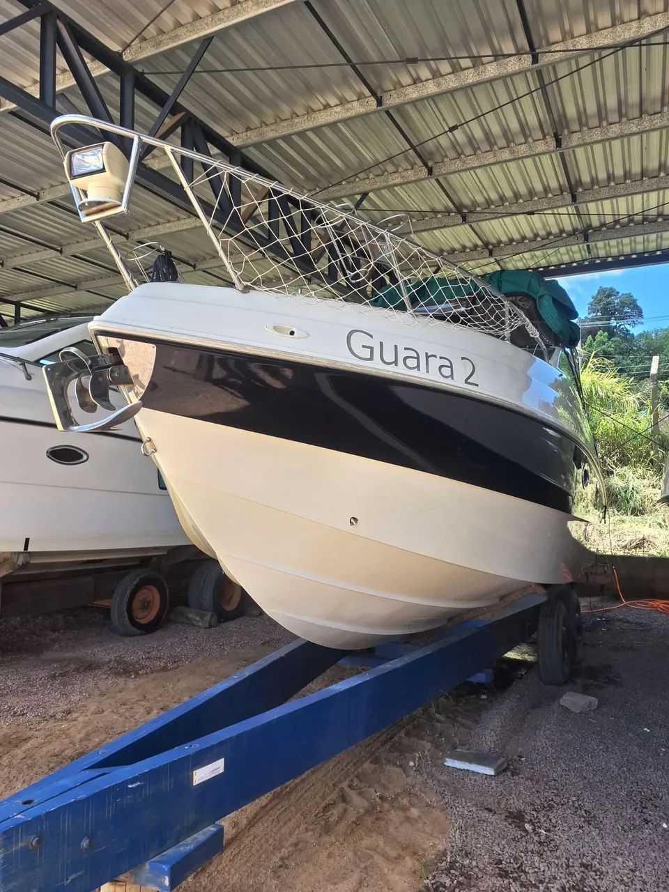 Lancha coral 28 diesel 