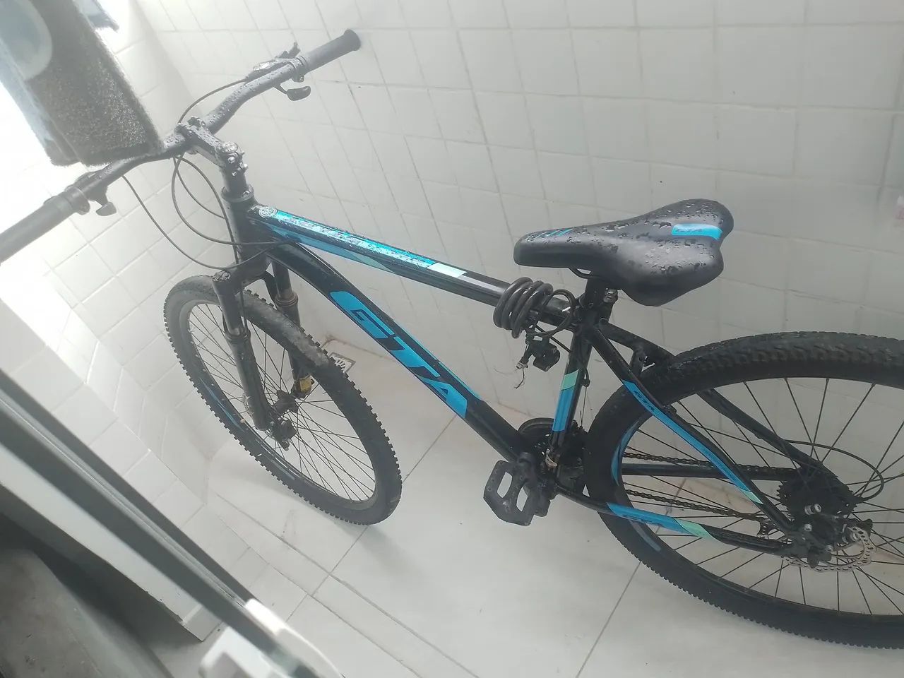 Bicicleta Aro 29 GTA - Perfeita para pedaladas! - Foto 4