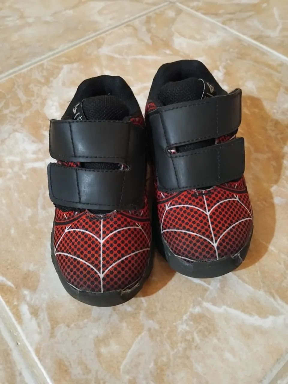 Tenis menino Homem Aranha  n25 