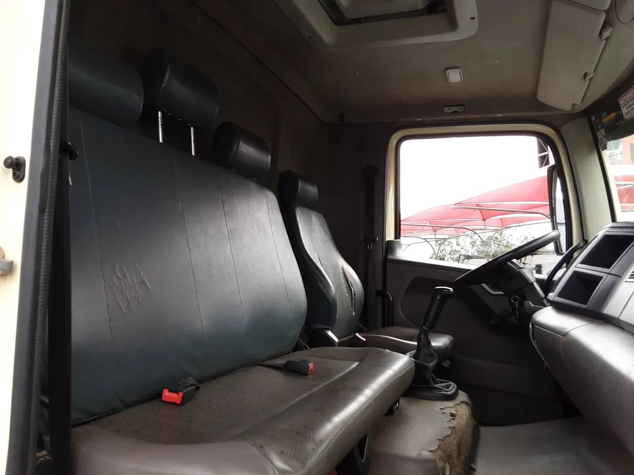 Volkswagen 15.190 E Constellation 2p (diesel)(E5) 2018/2019 Vamos Seminovos GOIANIA - Foto 9