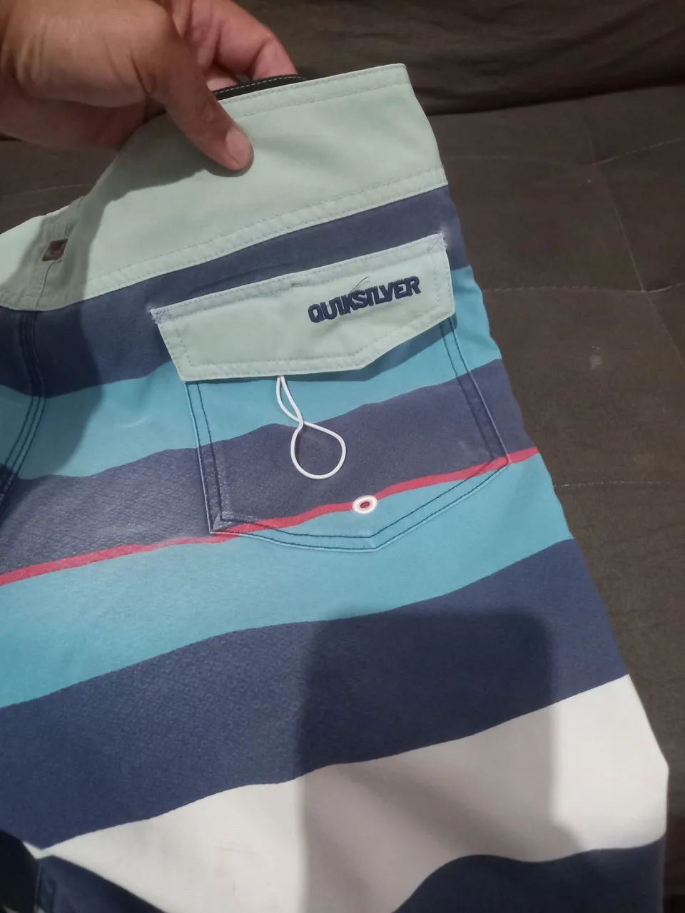 Bermuda Quiksilver e Hurley original  - Foto 2