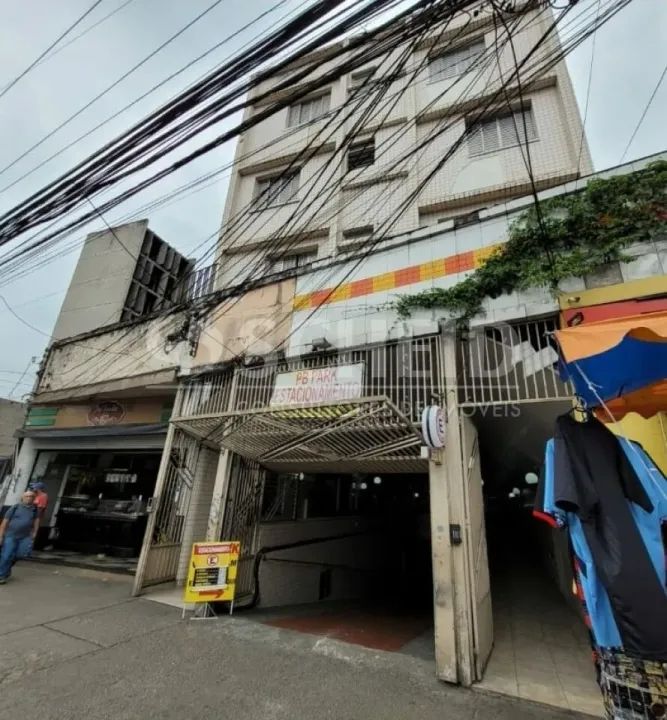 Galpão com 2061m2 em dois pavimentos, em ótima localização no Jabaquara