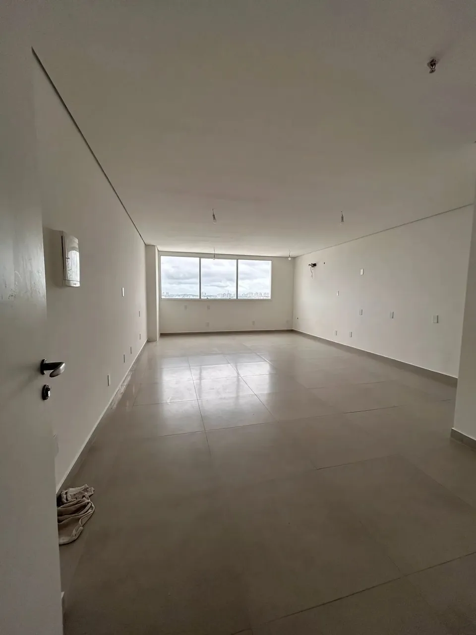 Sala para venda no Cesdi, Cohama - São Luís - MA