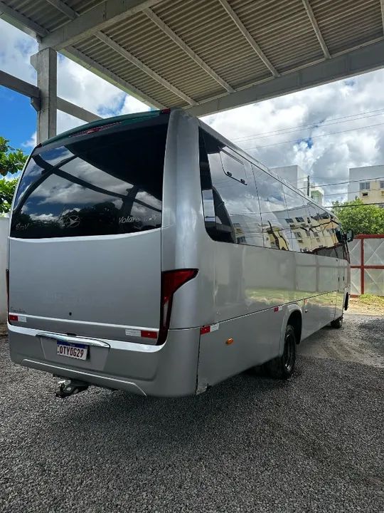 Micro onibus 32 lugares. - Foto 2