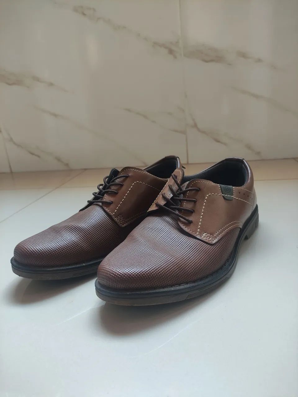 Vendo sapato social Pegada marrom