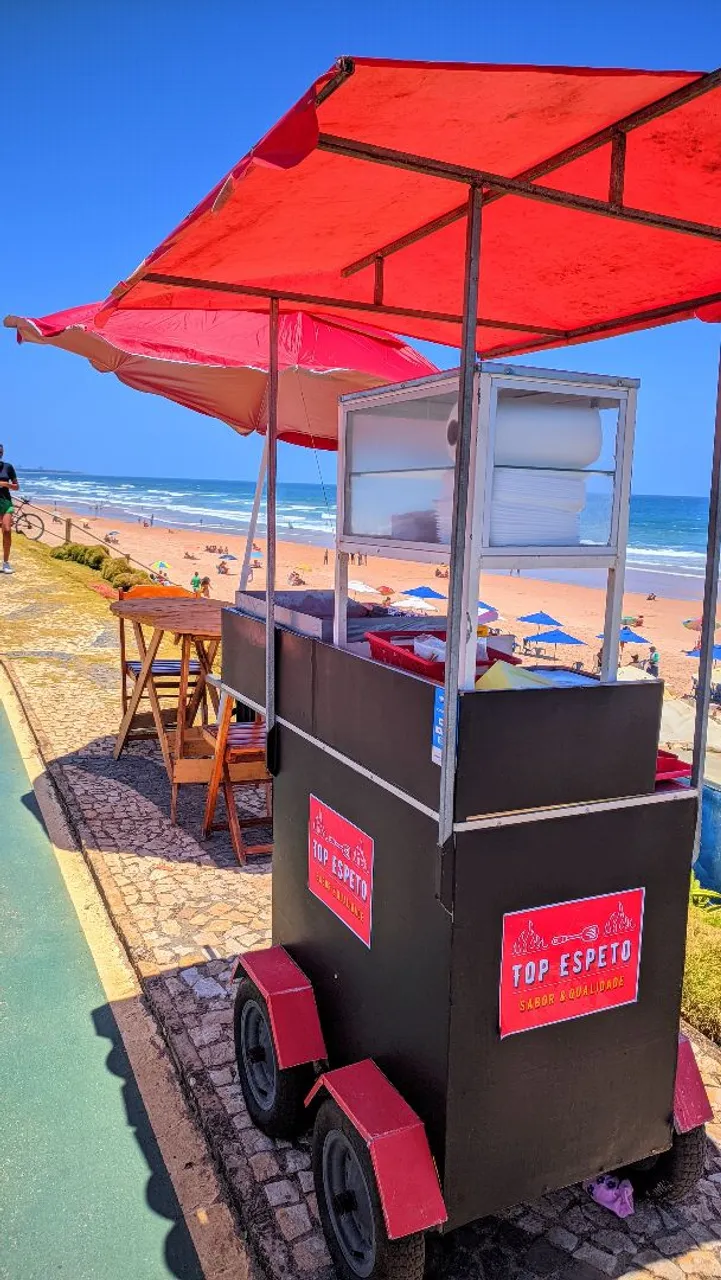 Carrinho de lanche com toldo