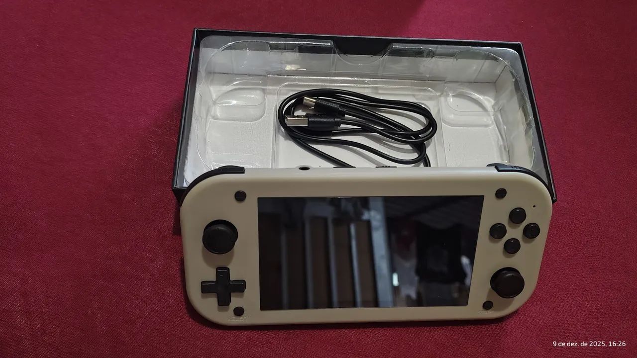 Console Portátil M17