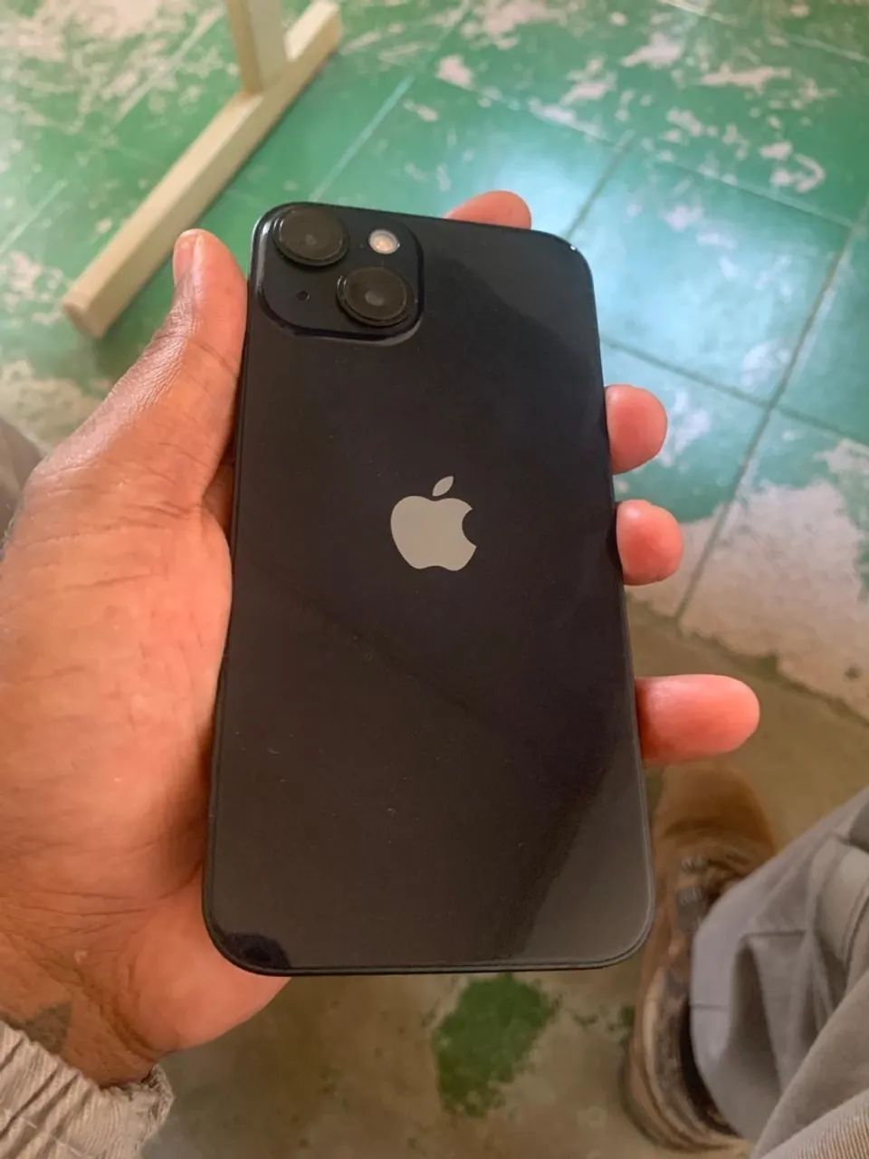 iPhone 14, semi novo 128GB, sem marcas de uso, vai com cabo 