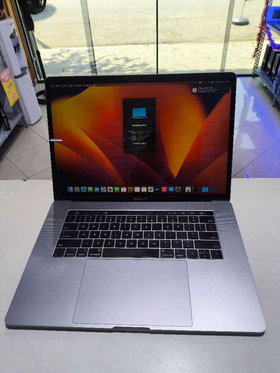 Macbook Pro 15 i7 2019 16/256 Touchbar - Notebooks - Vila Maria