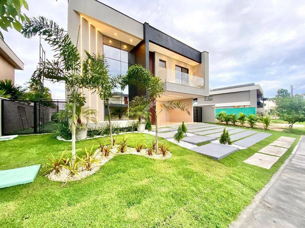 Cidade Alpha com 5 dormitórios à venda, 350 m² por R$ 2.990.000,00 - Cidade Alpha - Eusébi - Foto 2
