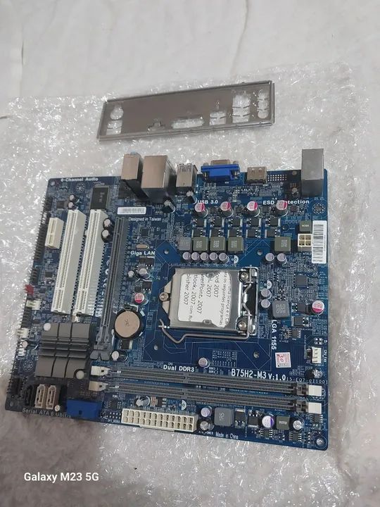 Placa-Mãe Intel 1155 .B75H2-M3 130. reais