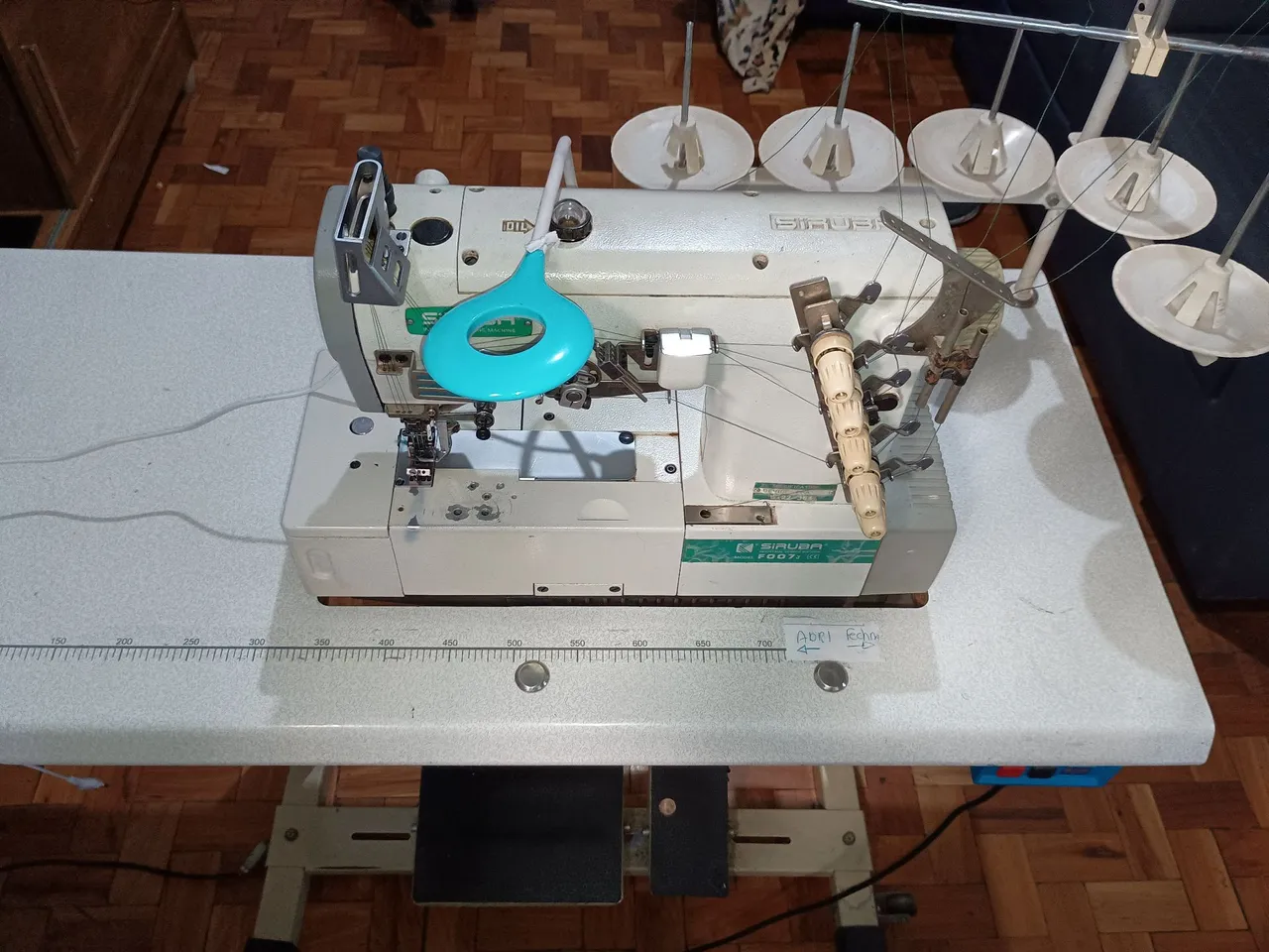 Máquina de Costura Industrial Siruba F007