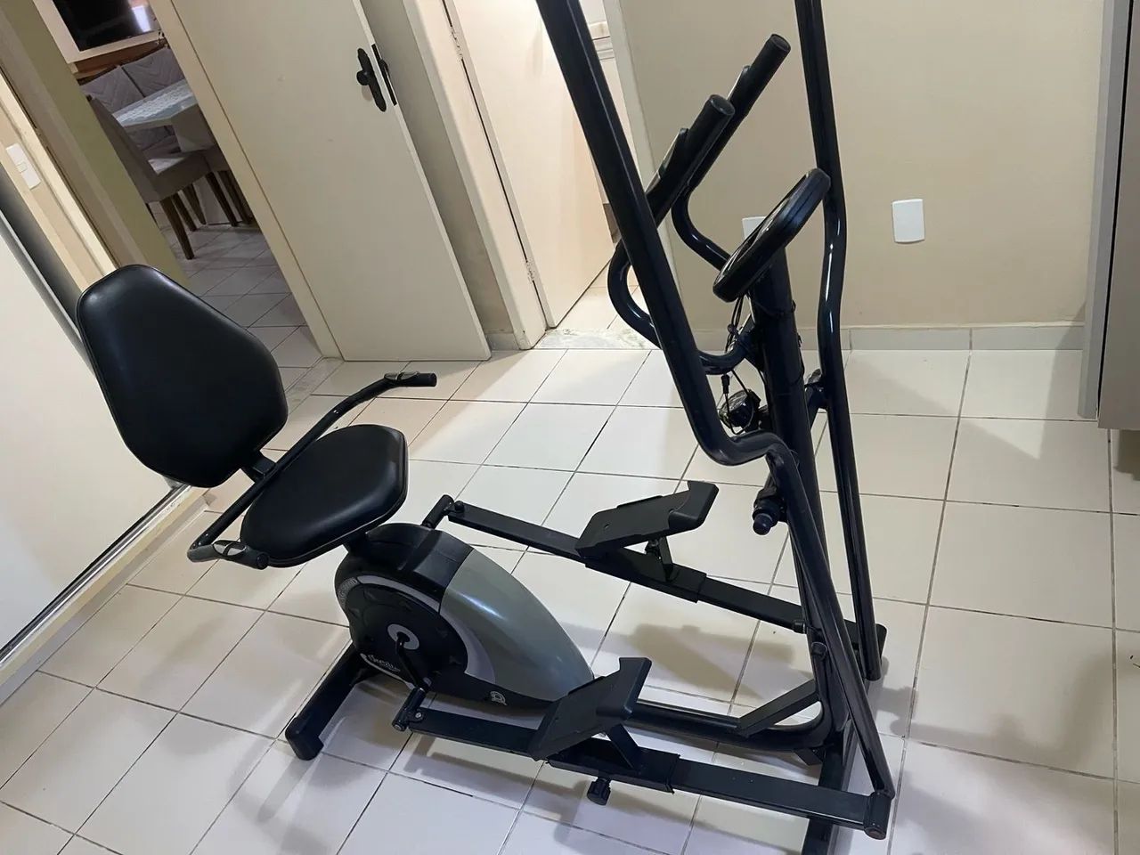 Cadeira ergométrica multifuncional - Foto 3