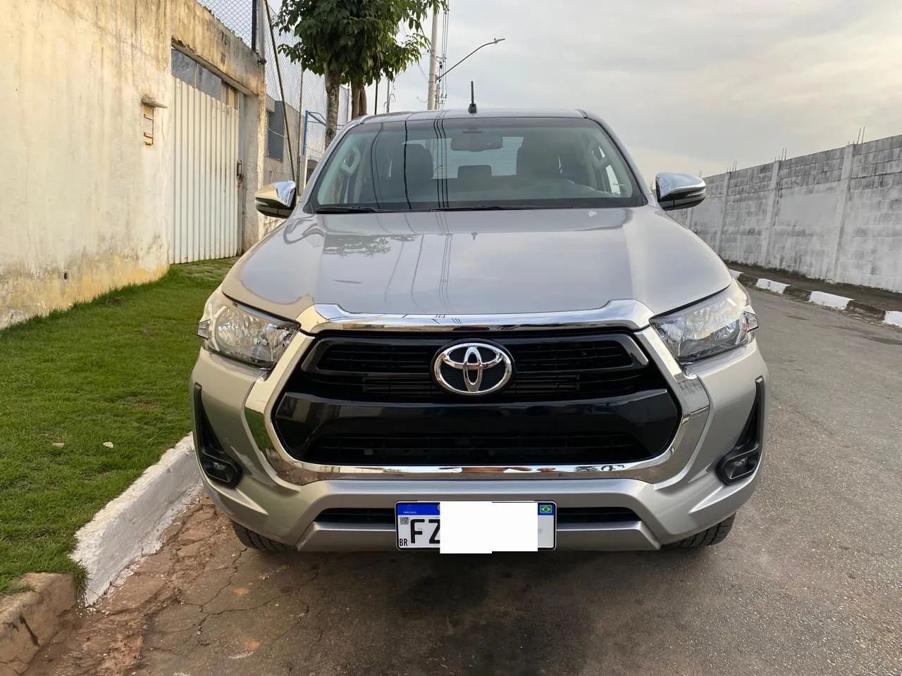 Vende-se Hilux SRV 4x4 2023 - Foto 3