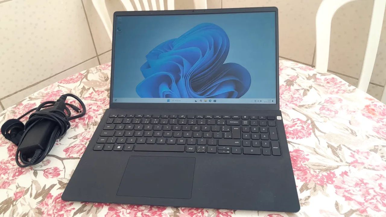 Notebook Dell / SSD 120GB / 4GB-DDR4