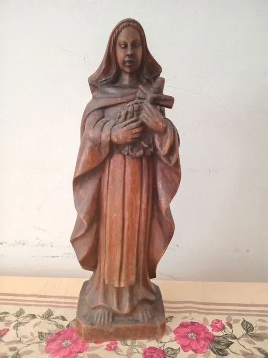 Estátua de madeira antiga de Santa Teresinha - Foto 6