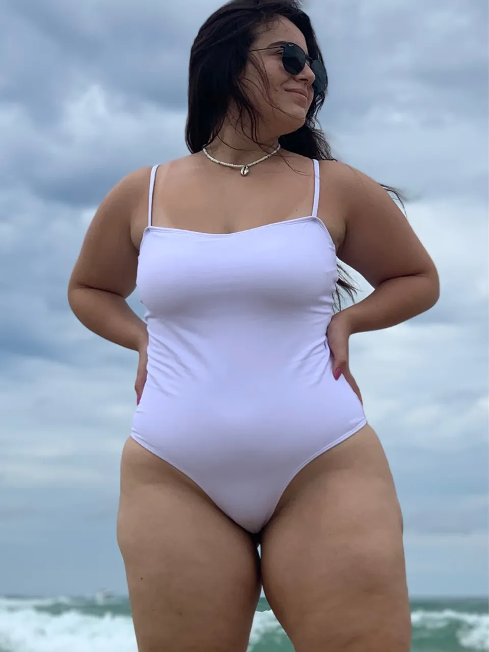 Body branco praia