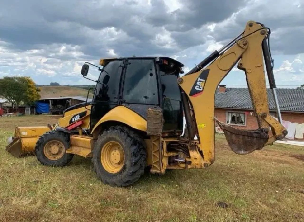 Retroescavadeira CAT 416E ano 2012 ( Parcelo ) - Foto 3