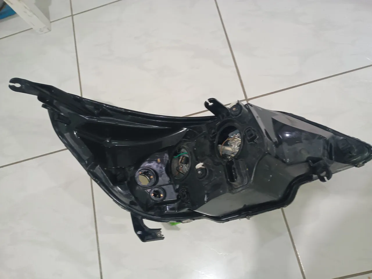 Farol Agile 2009/2013 Montana 2011/2021 Lado do motorista
