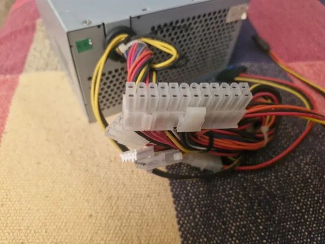 Fonte ATX 200watts Unicoba - PC antigo - Foto 3