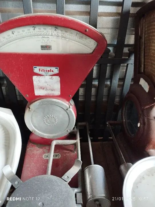 Balança antiga de ferro - Filotole - Foto 2