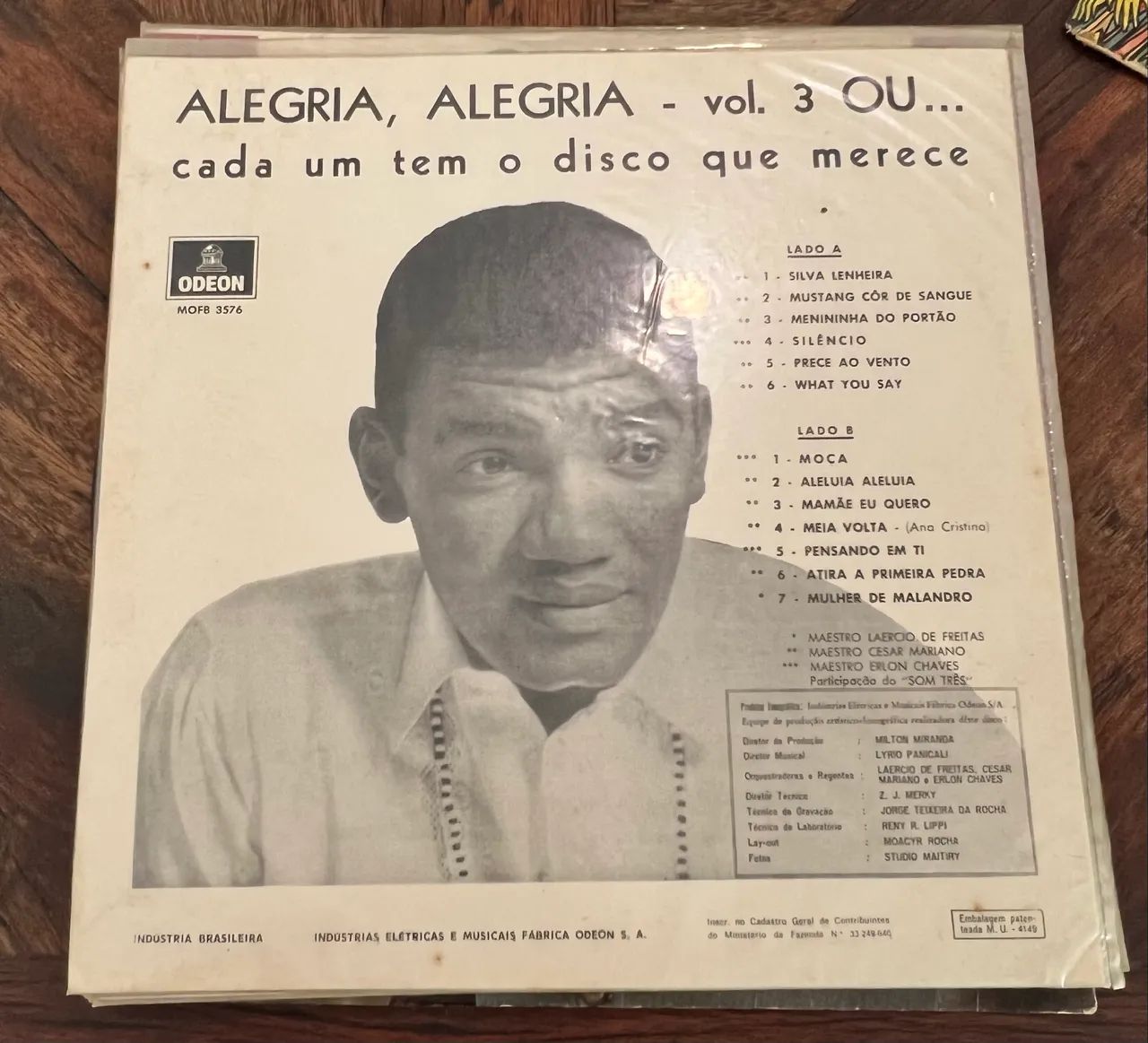 Disco Vinil Cada Um Tem O Disco Que Merece" de Wilson Simonal - Foto 2