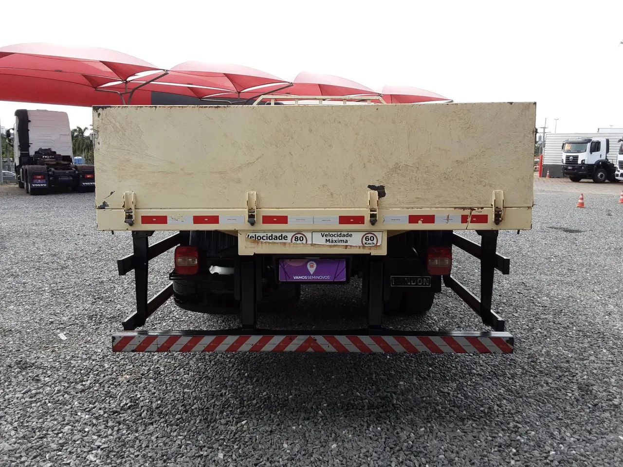 Volkswagen 15.190 E Constellation 2p (diesel)(E5) 2018/2019 Vamos Seminovos GOIANIA - Foto 6