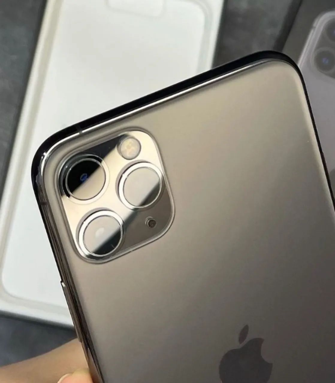 iPhone 11 Pro Max 256GB com nota fiscal e garantia - Foto 2