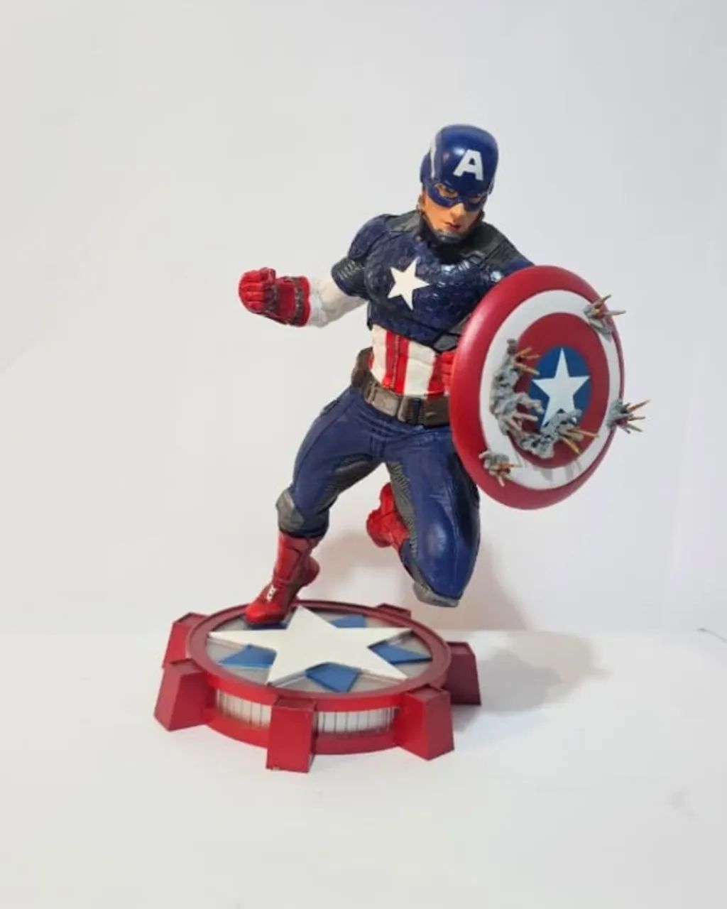 Capitão América Marvel Gallery da Diamond Select Toys - Foto 5