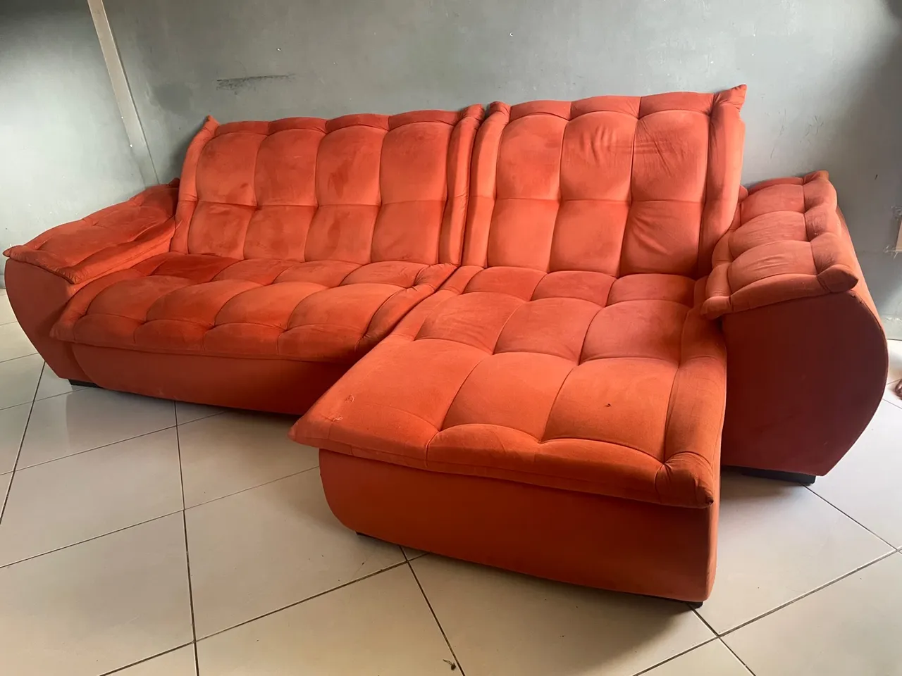 Sofá de Canto L- luxuoso - Conforto e Estilo