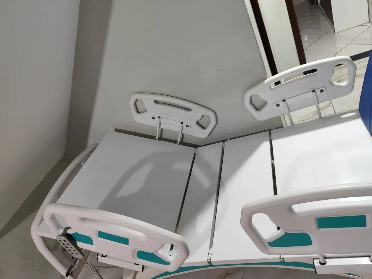 Cama Hospitalar Motorizada 10 Movimentos + Colchão Pneumático  - Foto 4