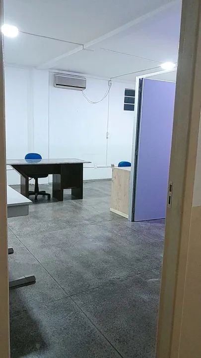 Sala Comercial em ótima localização no Parque Dez de Novembro,  Manaus - AM.