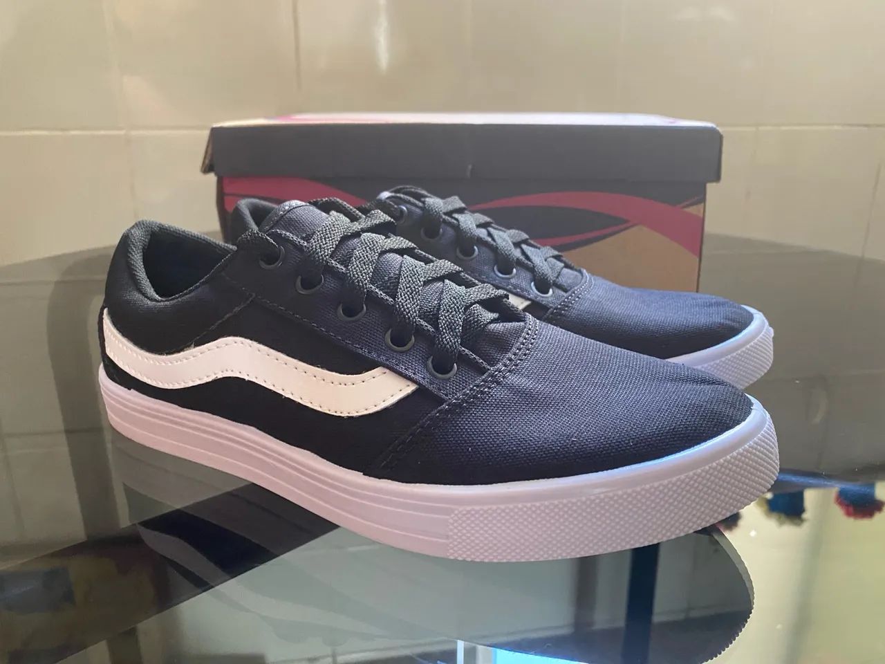 Tênis Basic Preto / Branco - Tamanho 36 - Foto 3